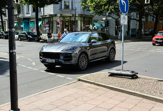 Porsche 9YA Cayenne Turbo E-Hybrid