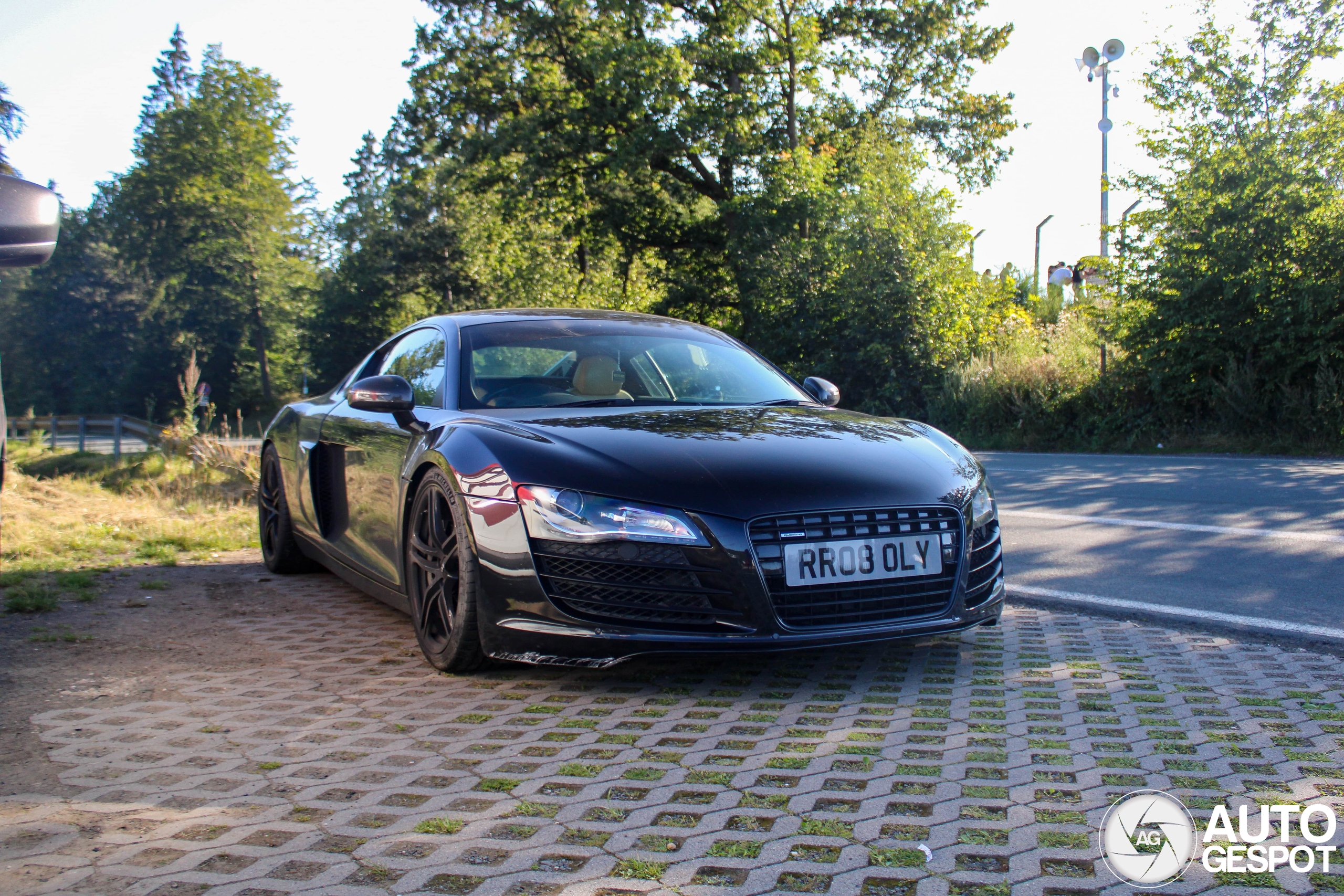 Audi R8