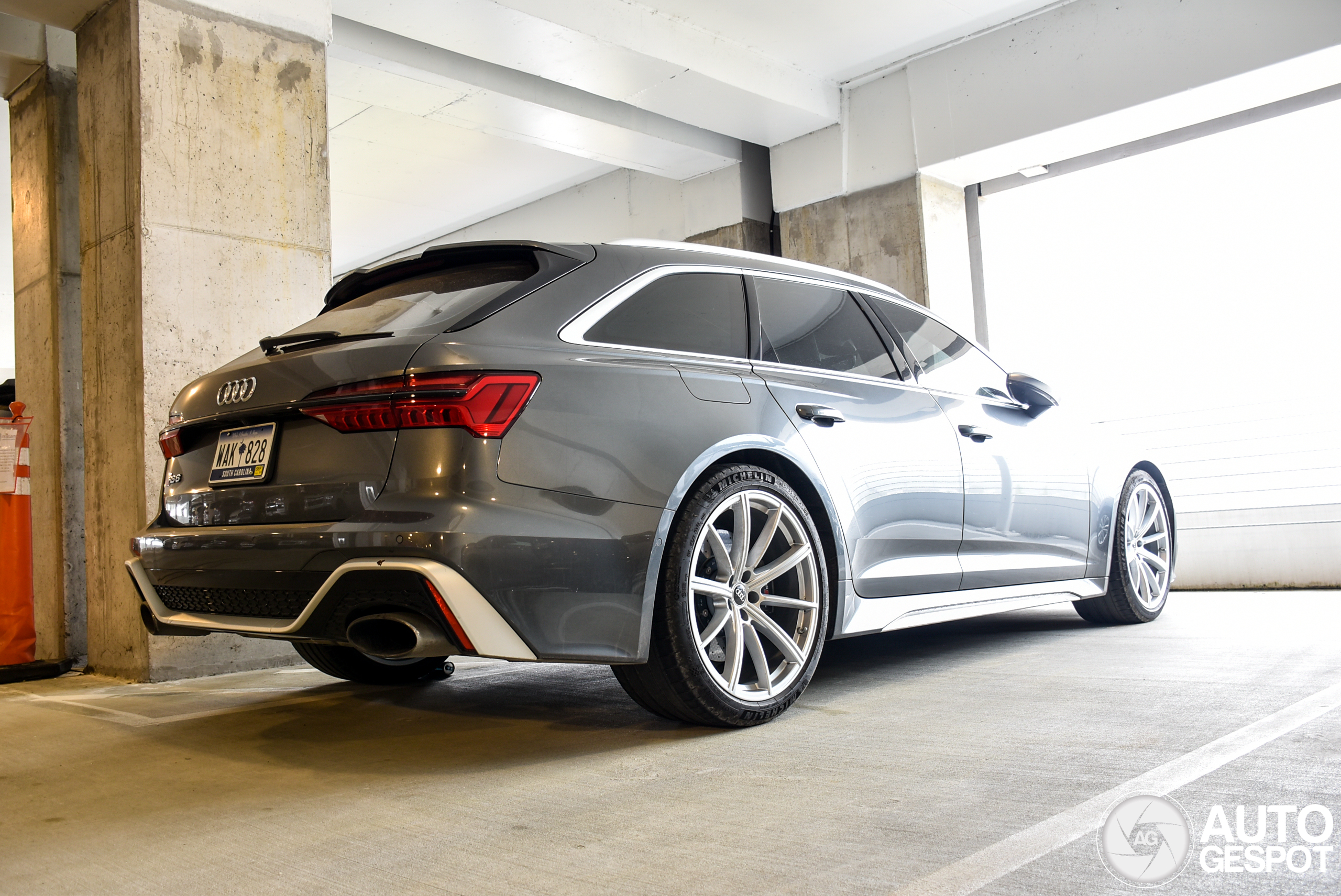 Audi RS6 Avant C8