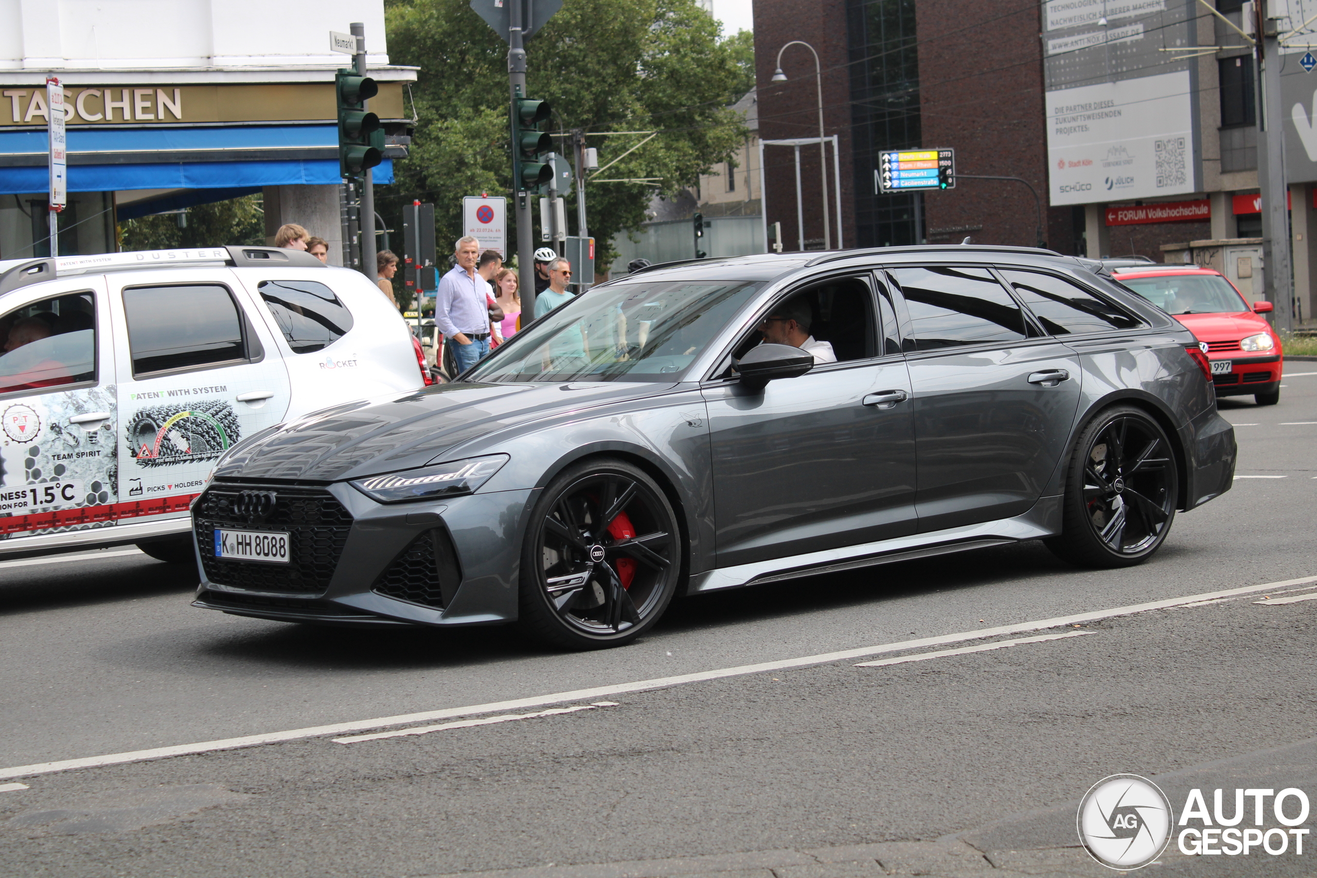 Audi RS6 Avant C8