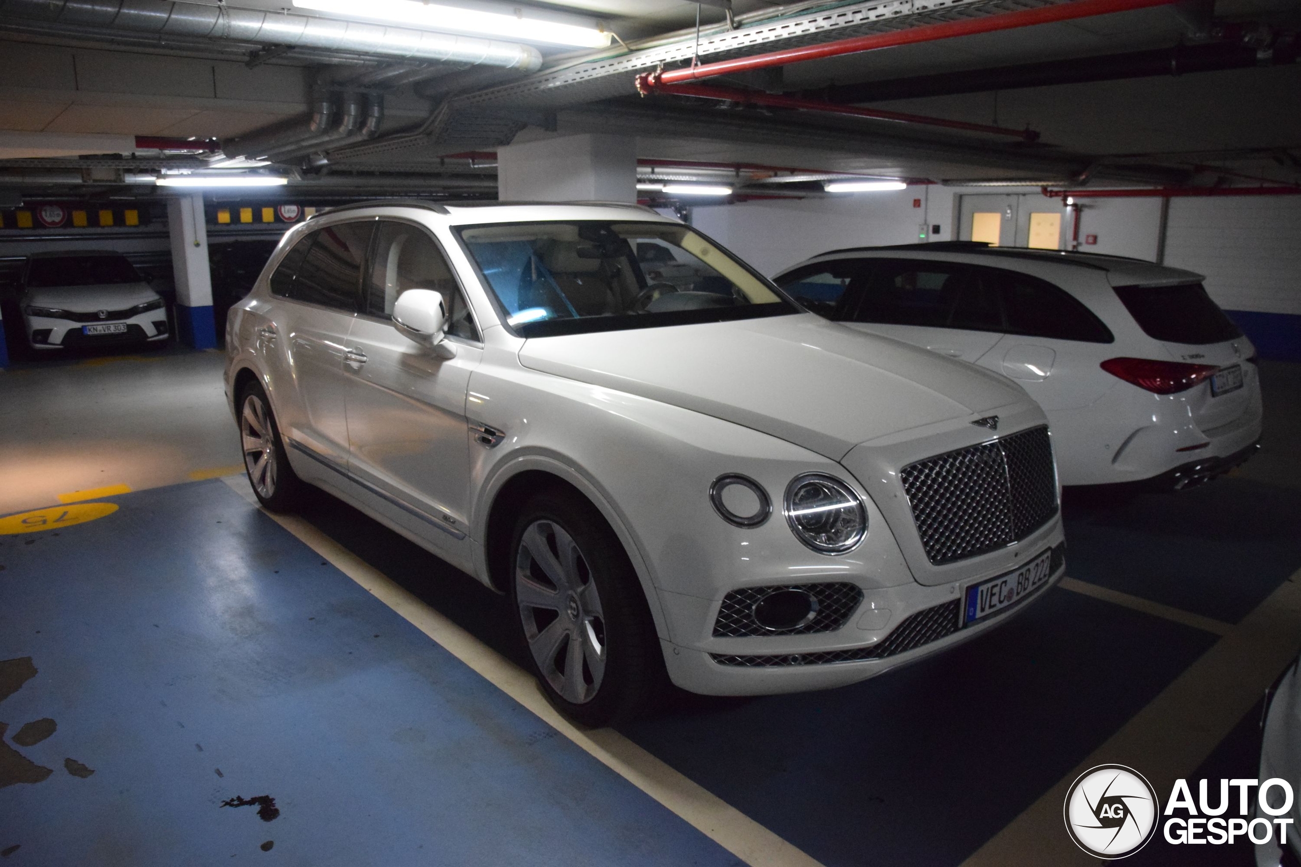 Bentley Bentayga Hybrid