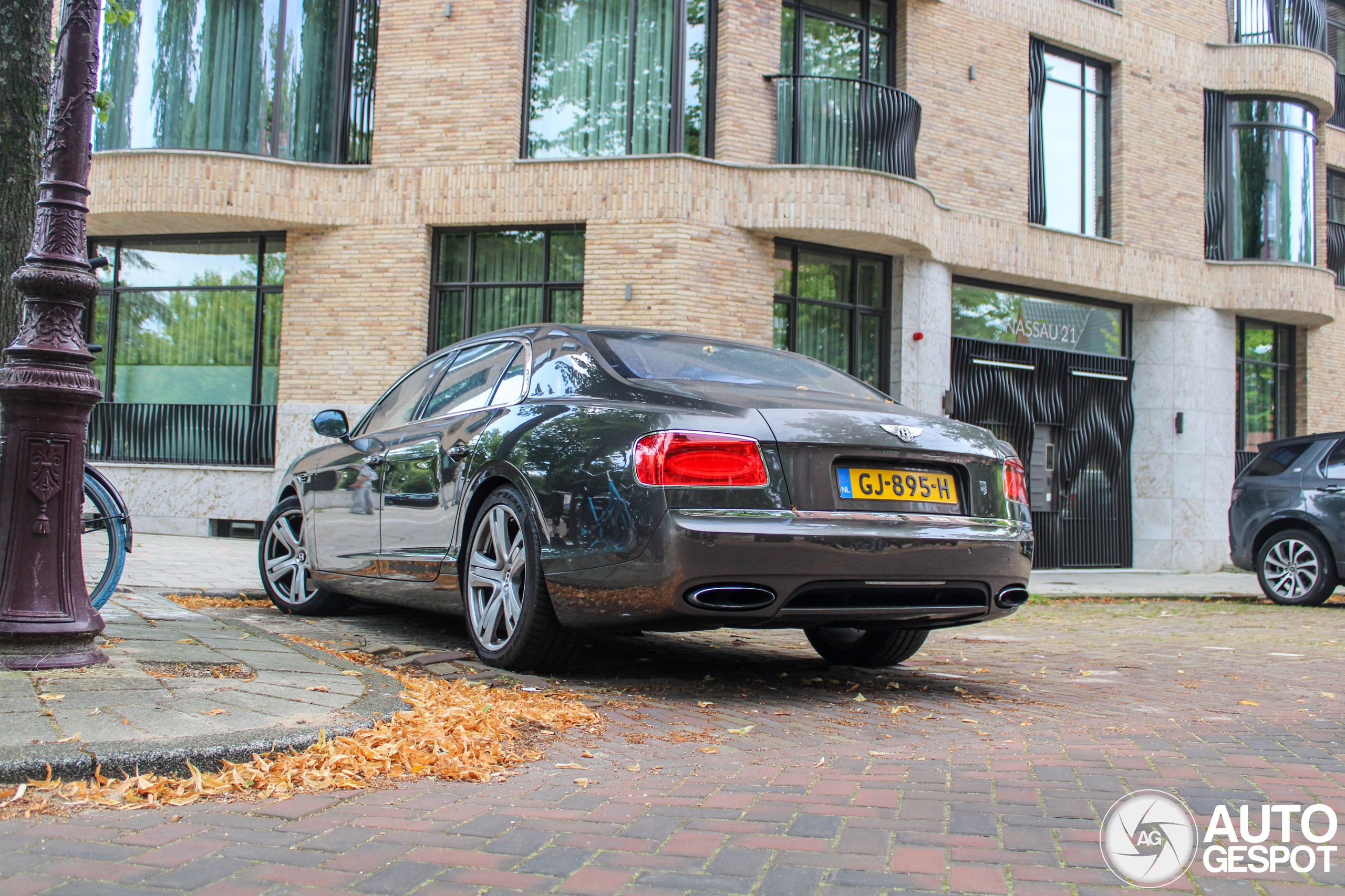 Bentley Flying Spur W12