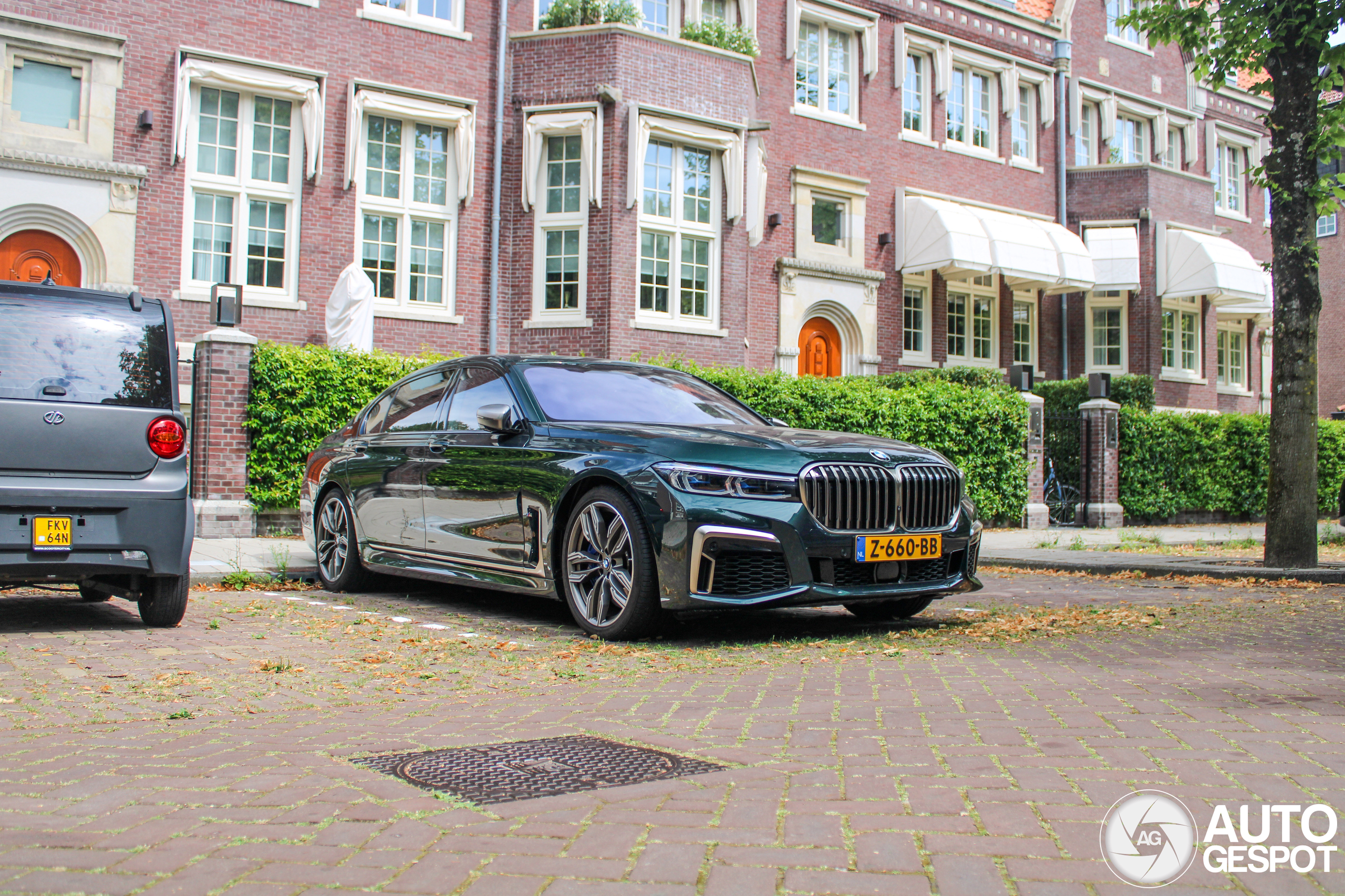 BMW M760Li xDrive 2019