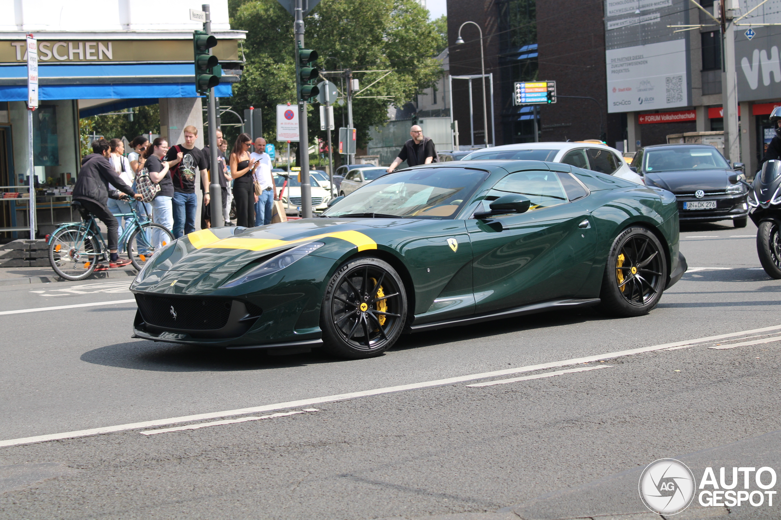 Ferrari 812 GTS