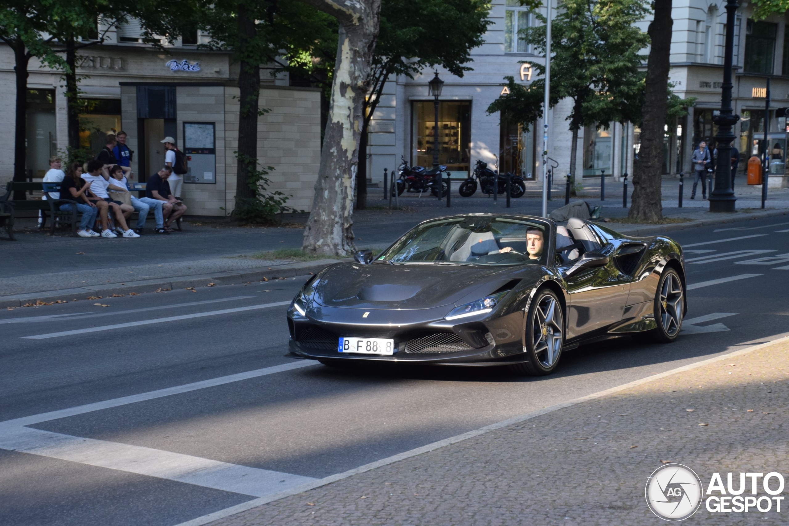 Ferrari F8 Spider