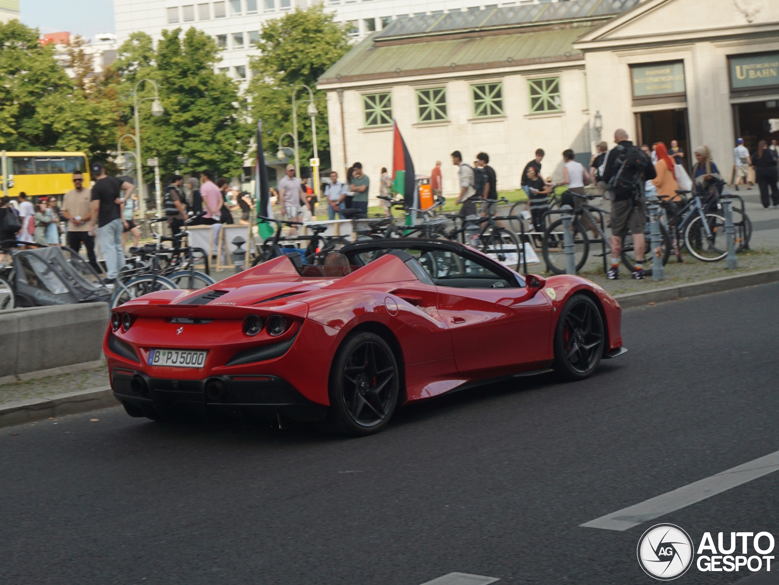 Ferrari F8 Spider