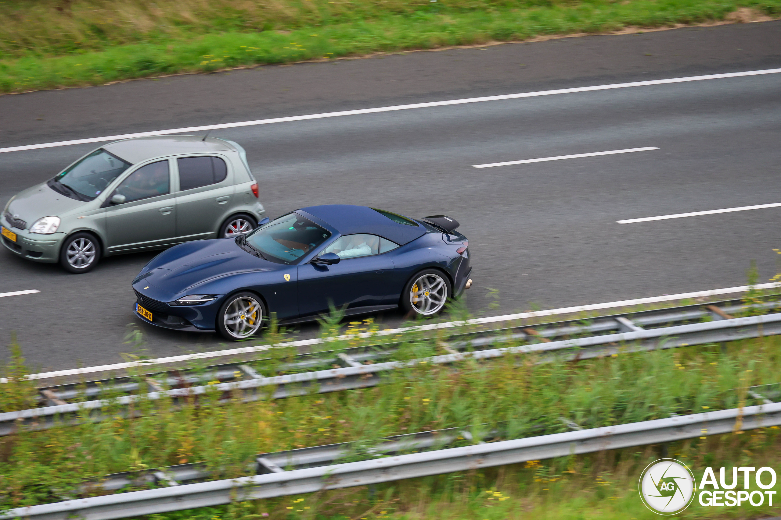 Ferrari Roma Spider