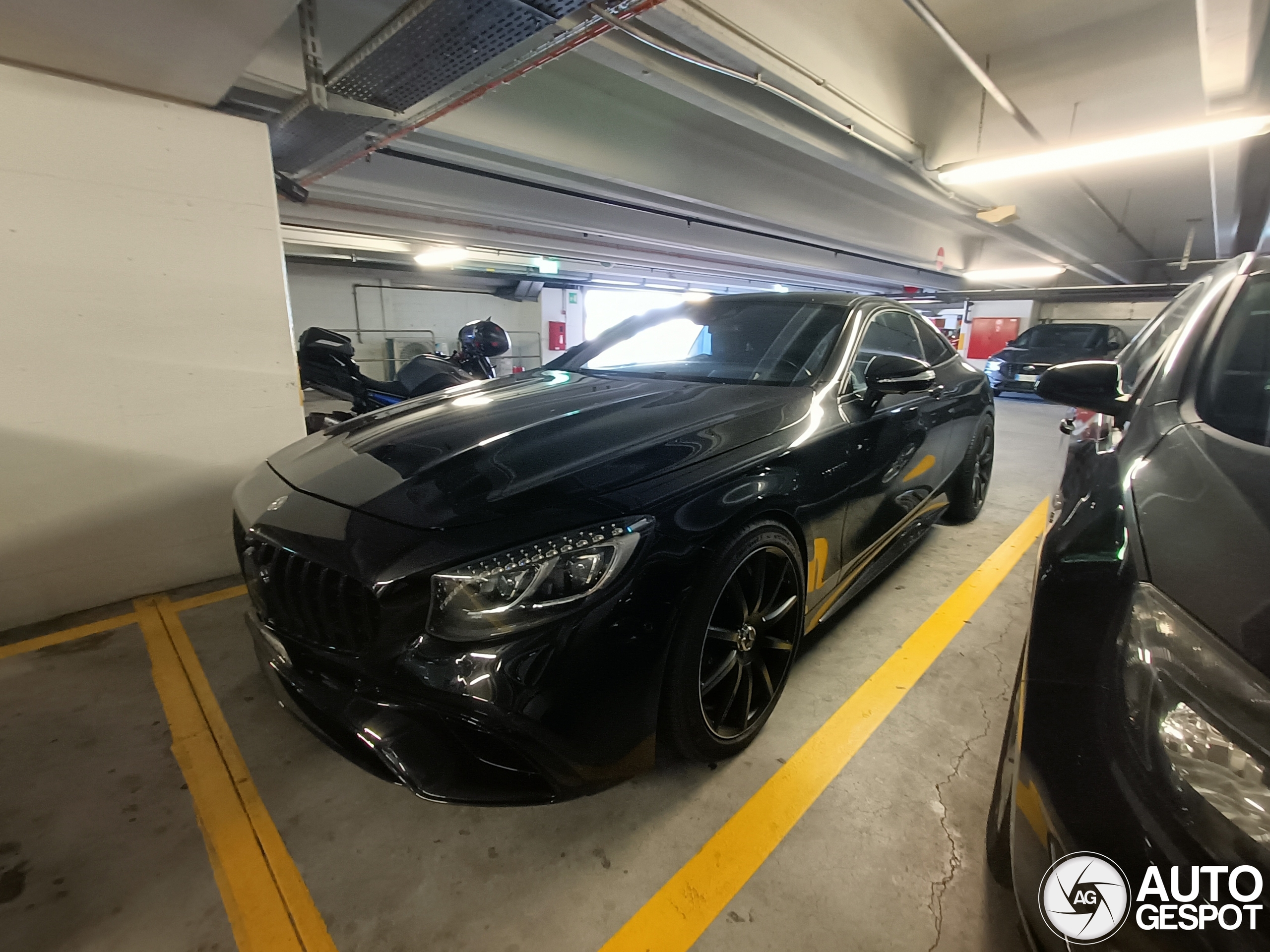 Mercedes-AMG S 63 Coupé C217