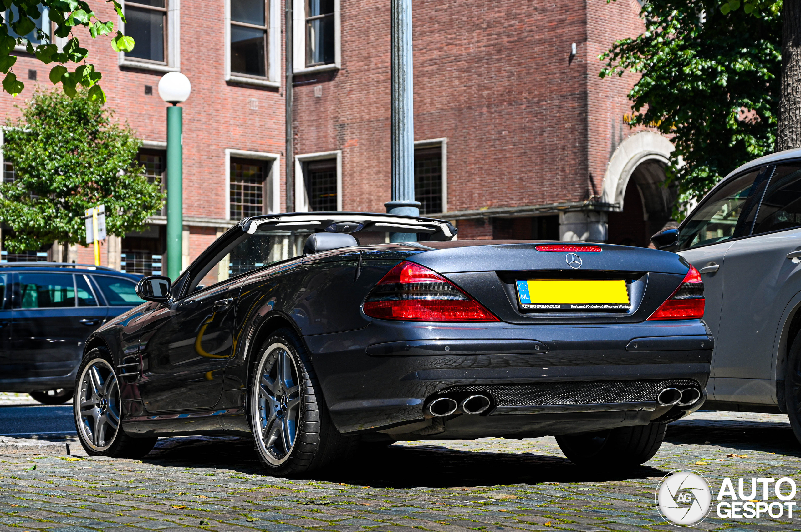 Mercedes-Benz SL 55 AMG R230