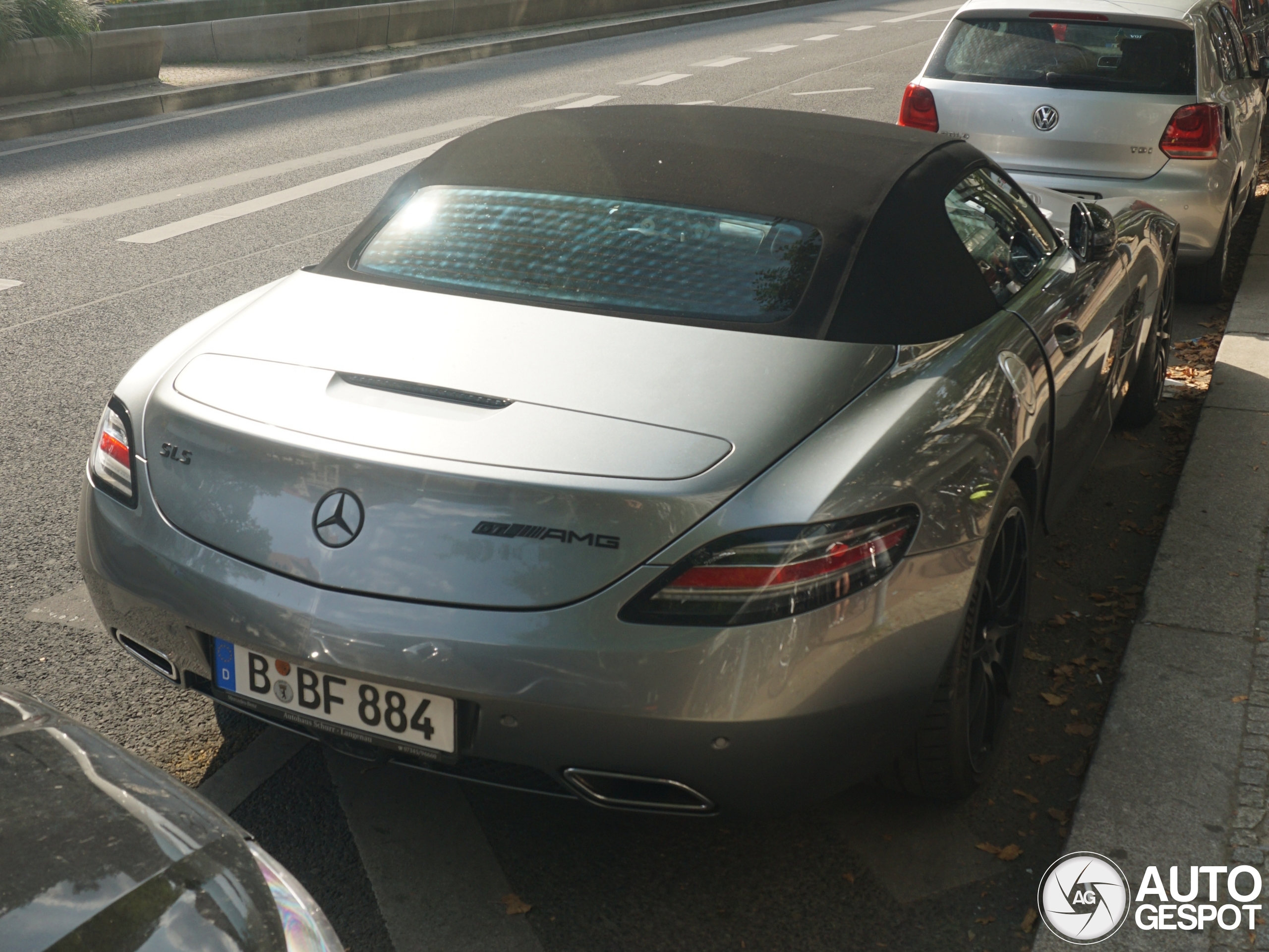 Mercedes-Benz SLS AMG GT Roadster