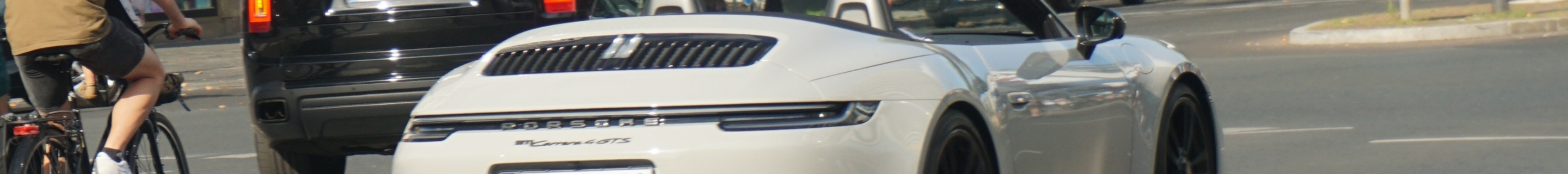 Porsche 992 Carrera 4 GTS Cabriolet