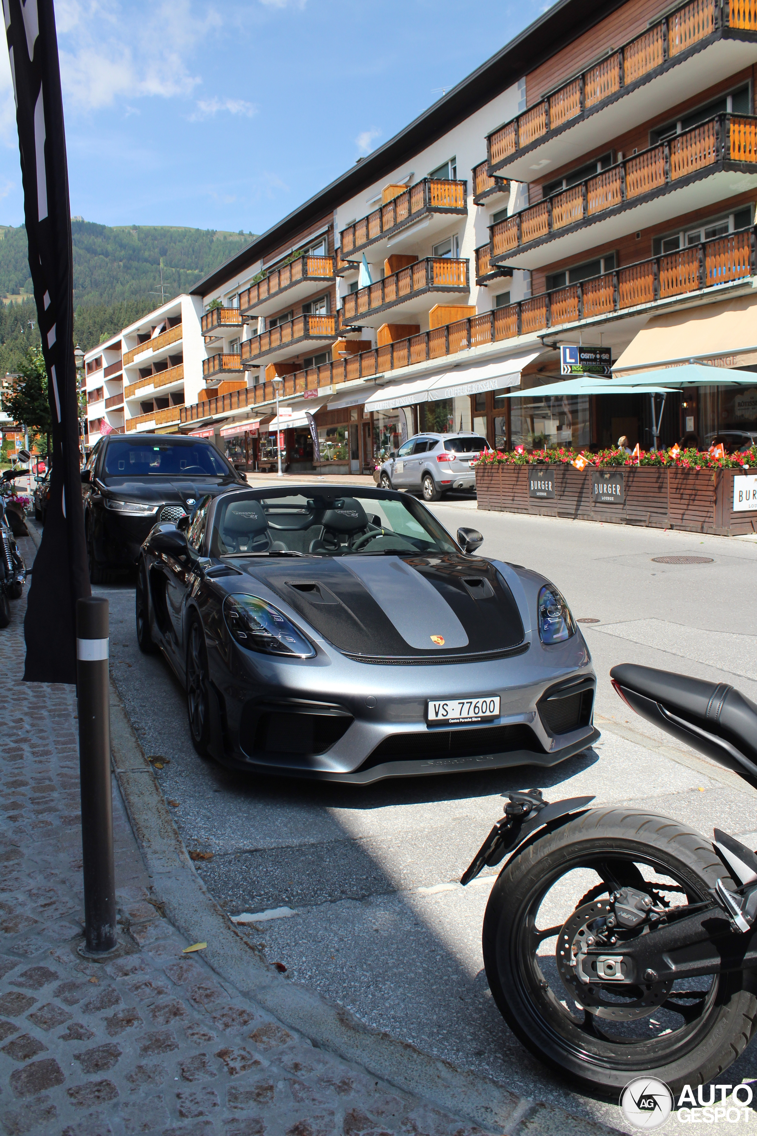 Porsche 718 Spyder RS Weissach Package