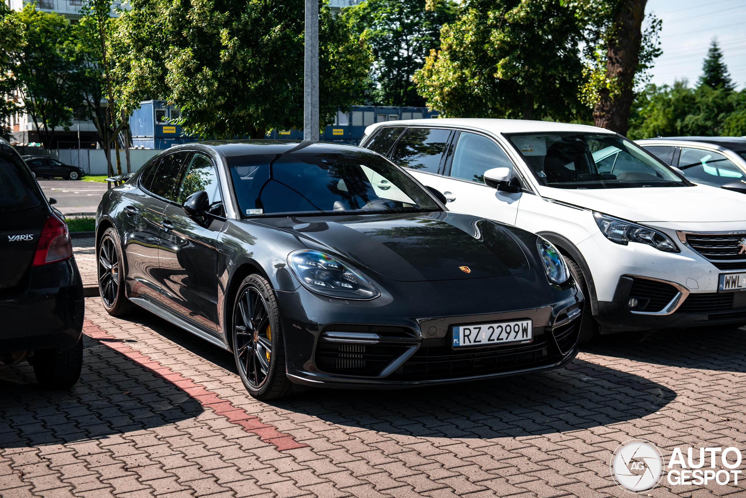 Porsche 971 Panamera Turbo