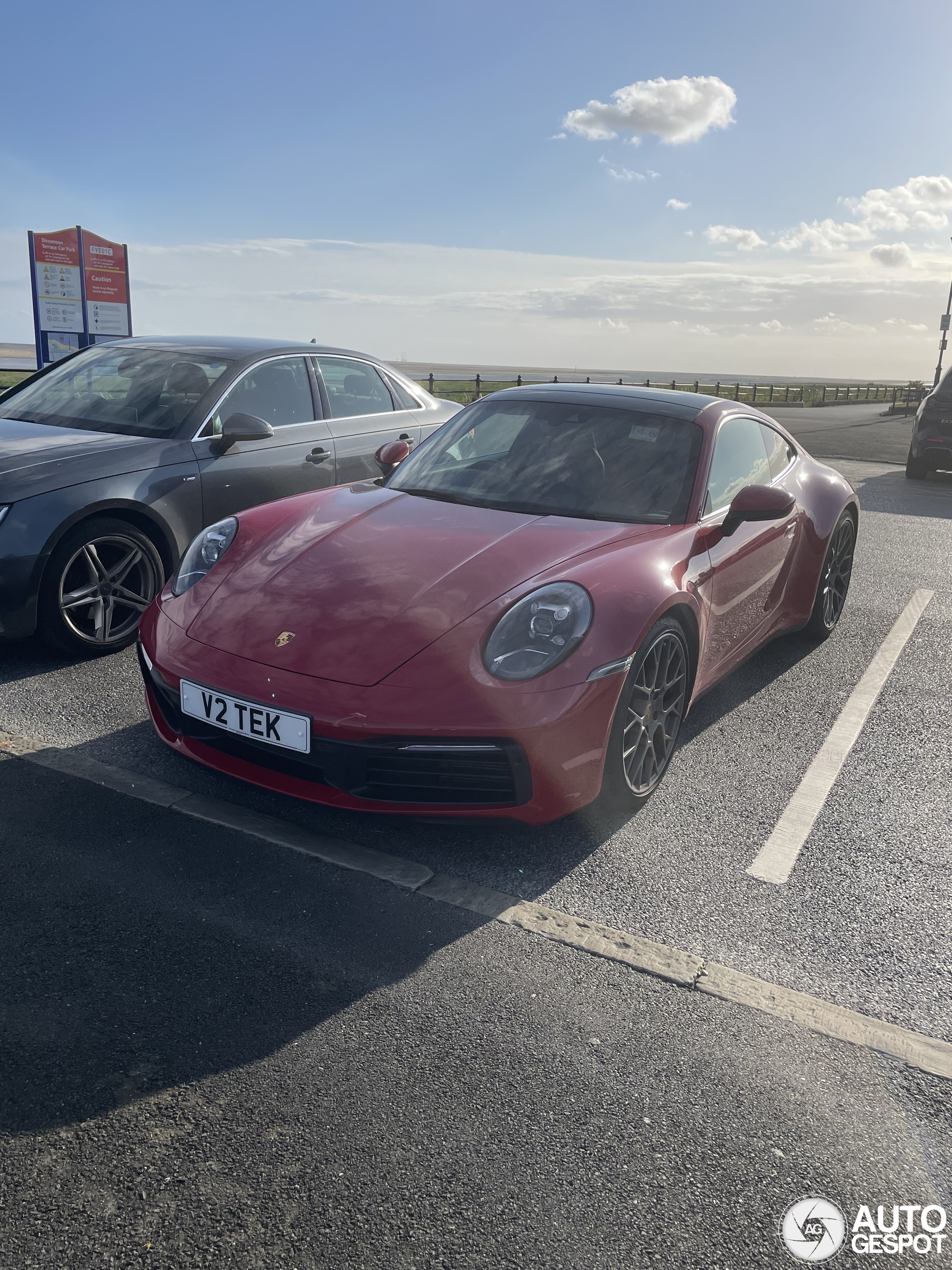 Porsche 992 Carrera 4S