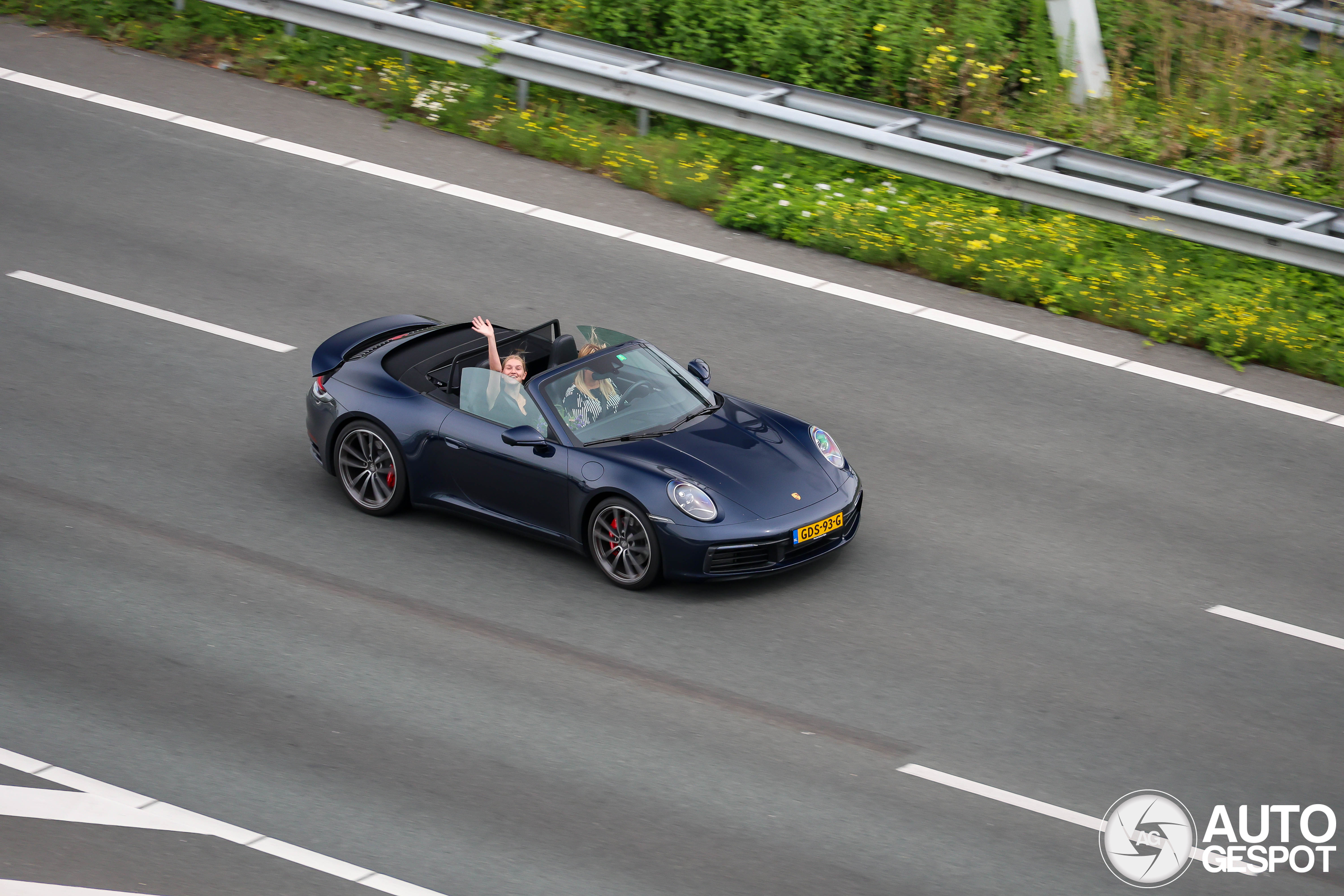 Porsche 992 Carrera 4S Cabriolet