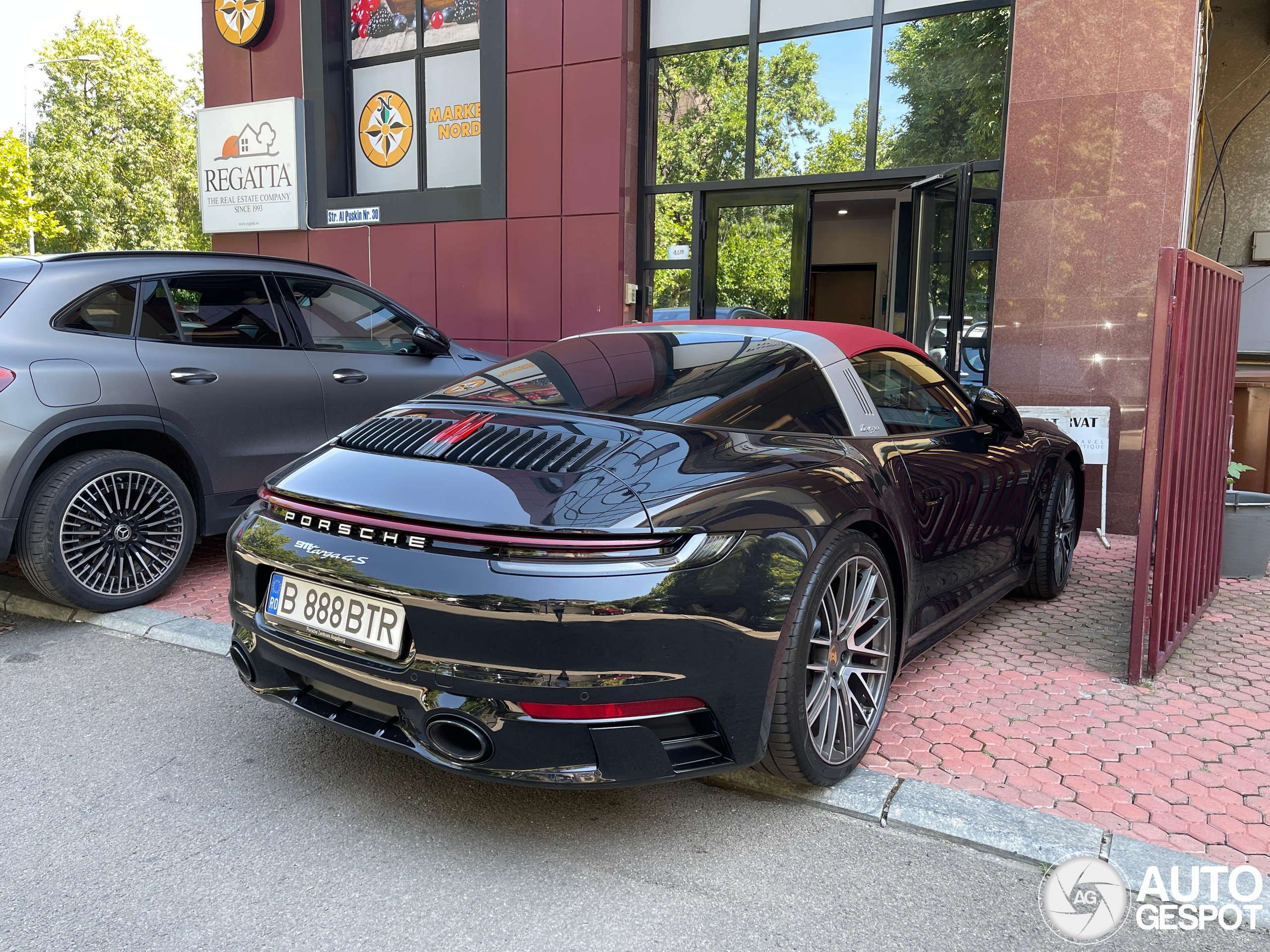 Porsche 992 Targa 4S