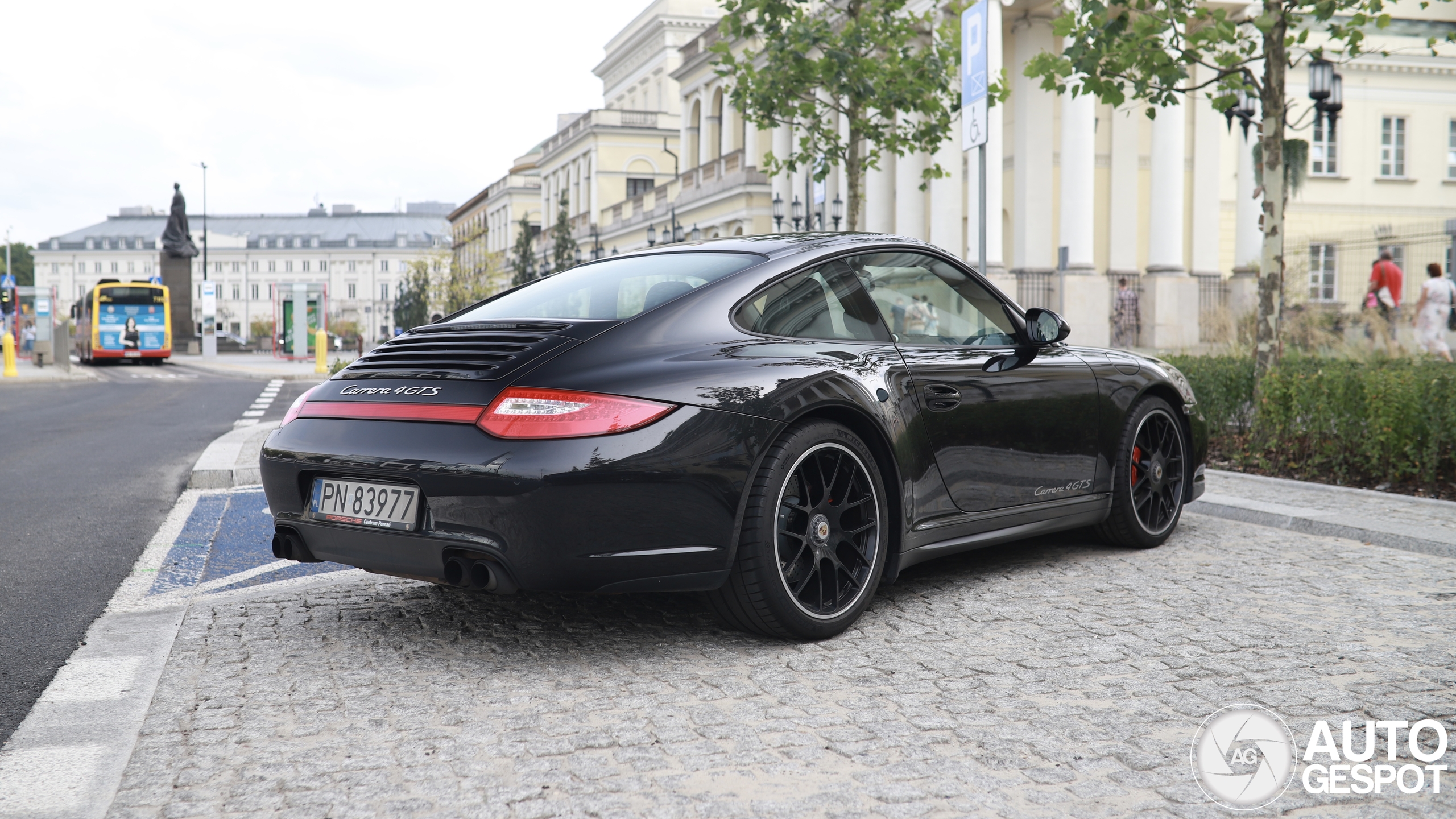 Porsche 997 Carrera 4 GTS