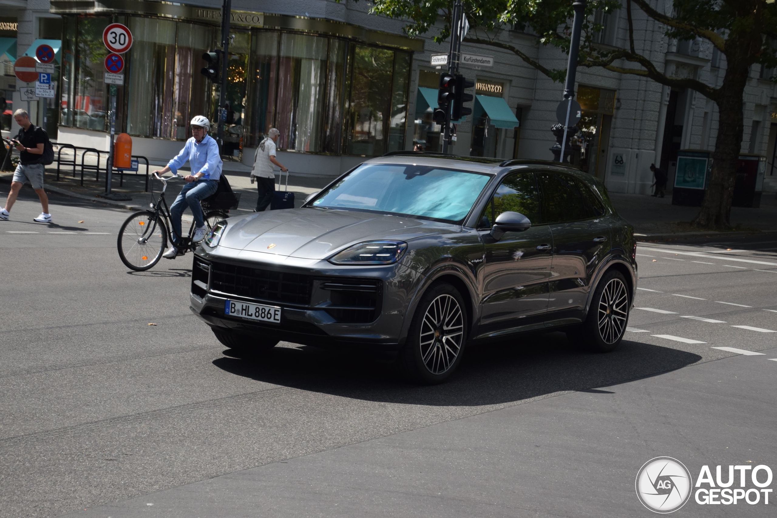 Porsche 9YA Cayenne Turbo E-Hybrid