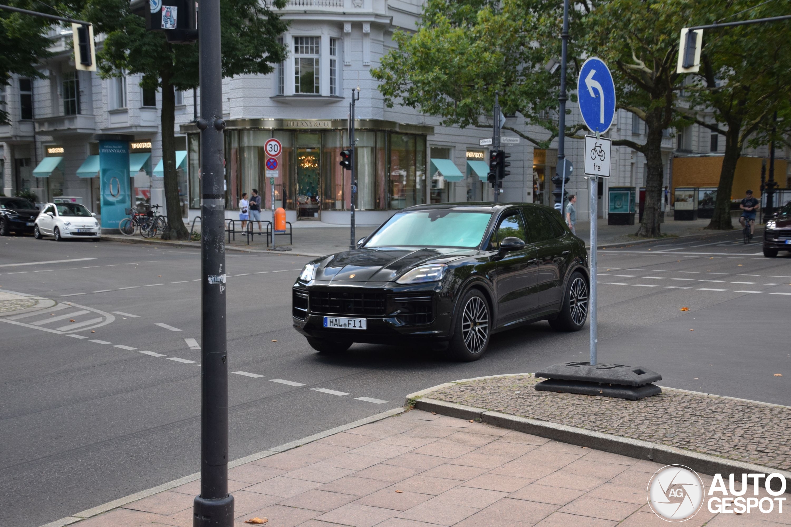 Porsche 9YA Cayenne Turbo E-Hybrid