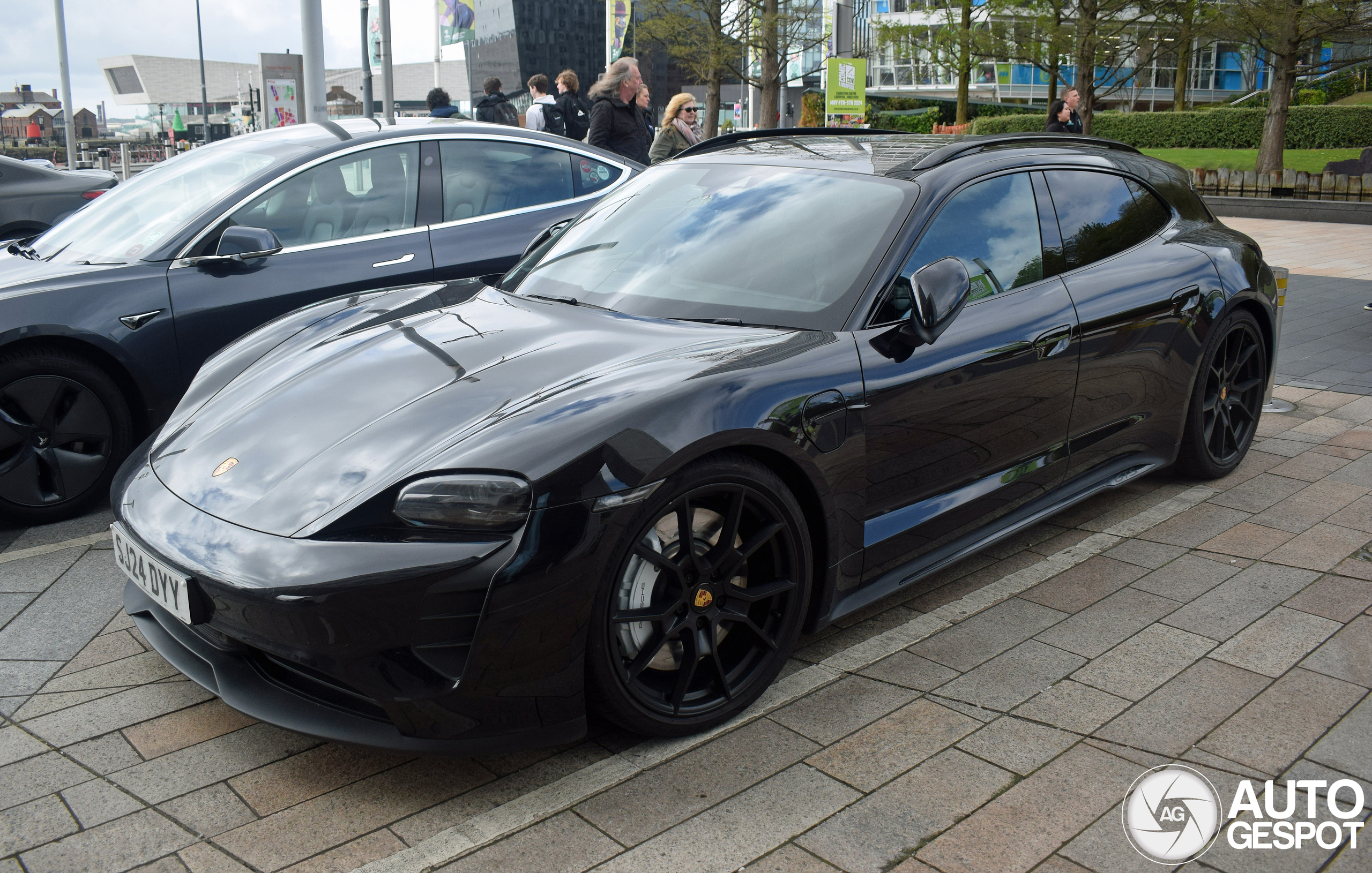 Porsche Taycan GTS Sport Turismo