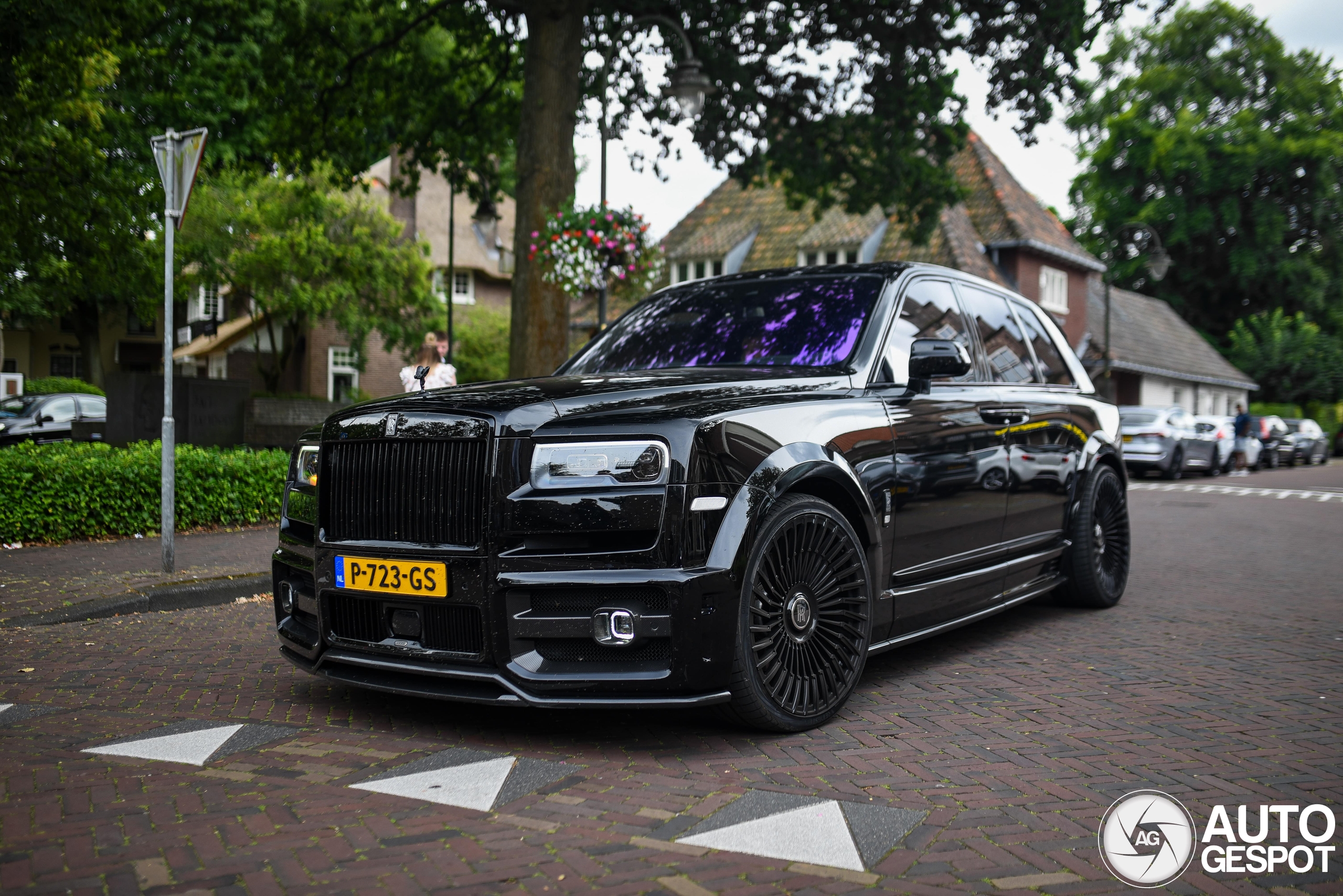 Rolls-Royce Cullinan Urban Automotive Widetrack