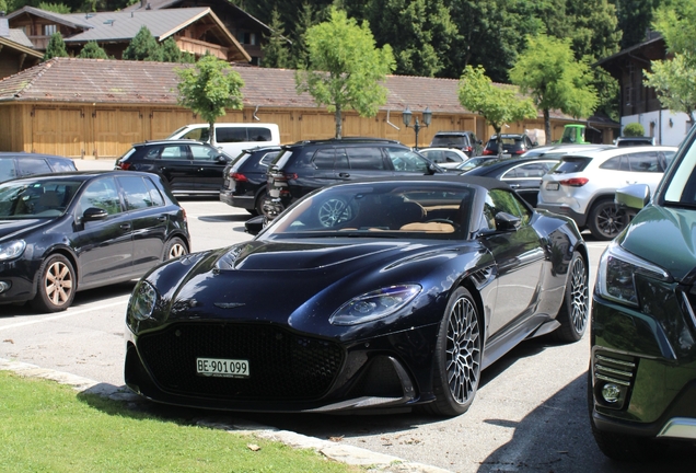 Aston Martin DBS 770 Ultimate Volante