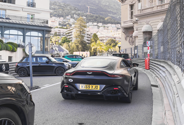 Aston Martin V8 Vantage 2018