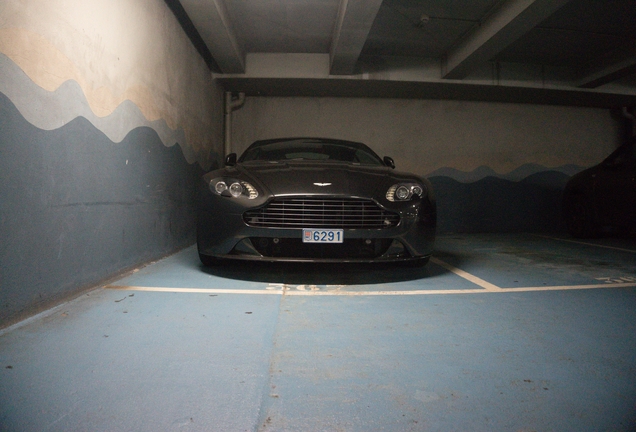 Aston Martin V8 Vantage S