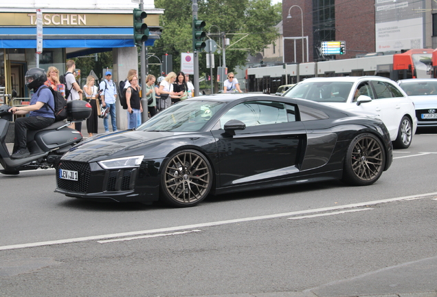 Audi R8 V10 2015