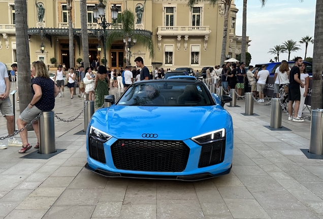 Audi R8 V10 Spyder 2016