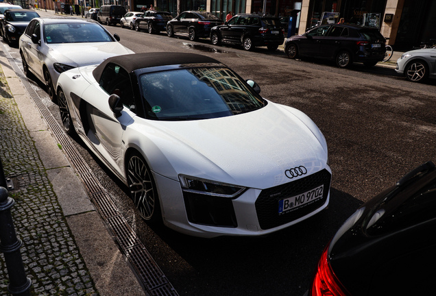 Audi R8 V10 Spyder 2016