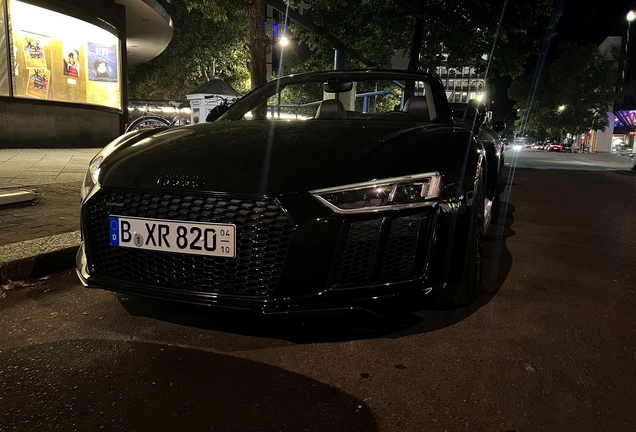 Audi R8 V10 Spyder 2016