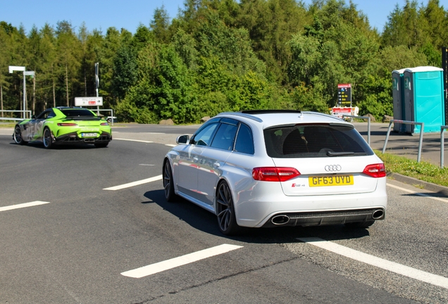 Audi RS4 Avant B8