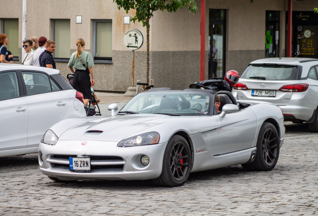 Dodge Viper SRT-10 Roadster 2003