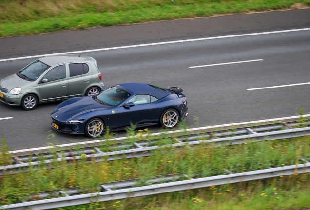 Ferrari Roma Spider