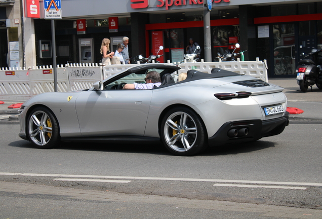 Ferrari Roma Spider