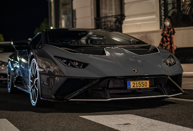 Lamborghini Huracán LP640-2 STO