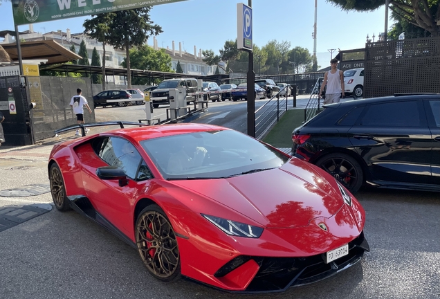 Lamborghini Huracán LP640-4 Performante