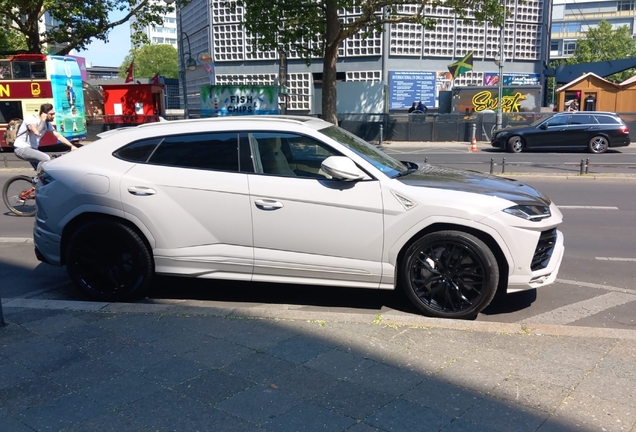 Lamborghini Urus Mansory