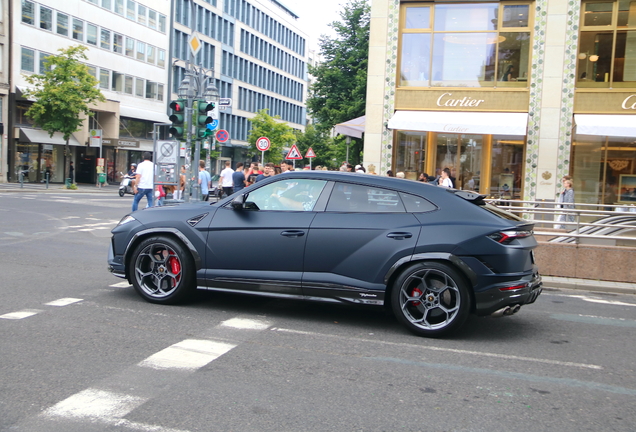 Lamborghini Urus Performante