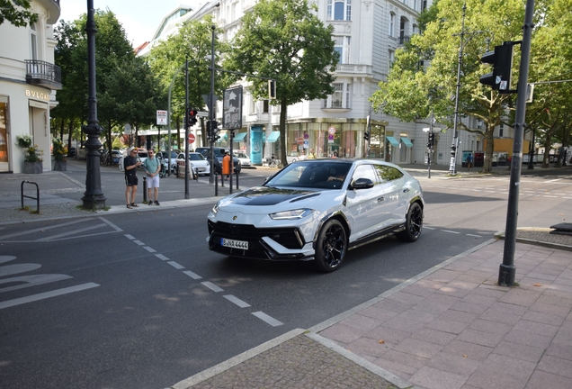 Lamborghini Urus Performante