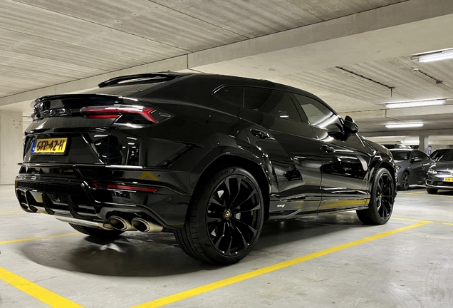 Lamborghini Urus S