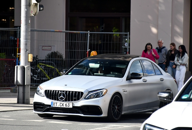 Mercedes-AMG C 63 S W205