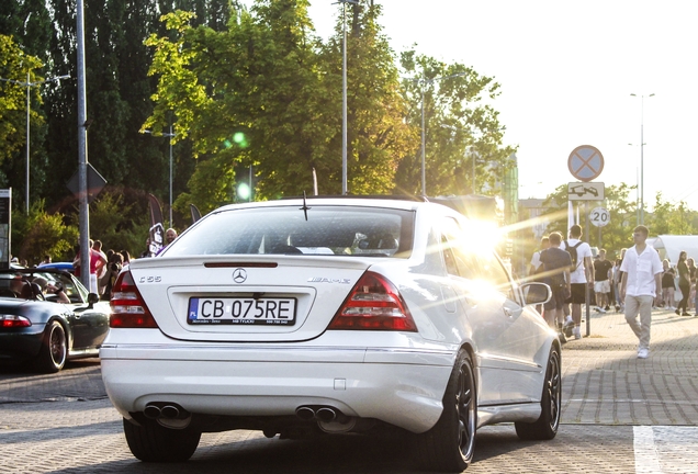 Mercedes-Benz C 55 AMG