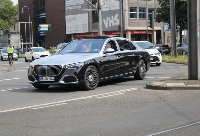 Mercedes-Maybach S 680 X223