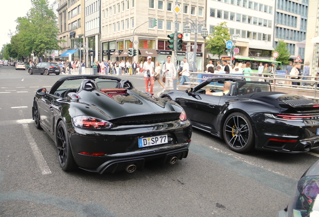 Porsche 718 Spyder RS Weissach Package