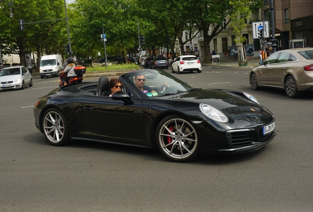 Porsche 991 Carrera 4S Cabriolet MkII