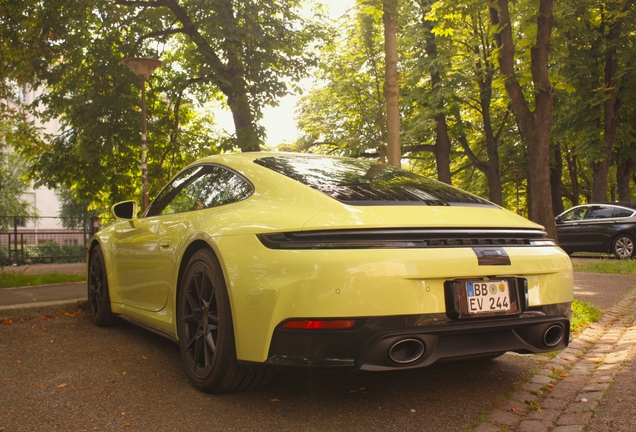 Porsche 992 Carrera 4S MkII