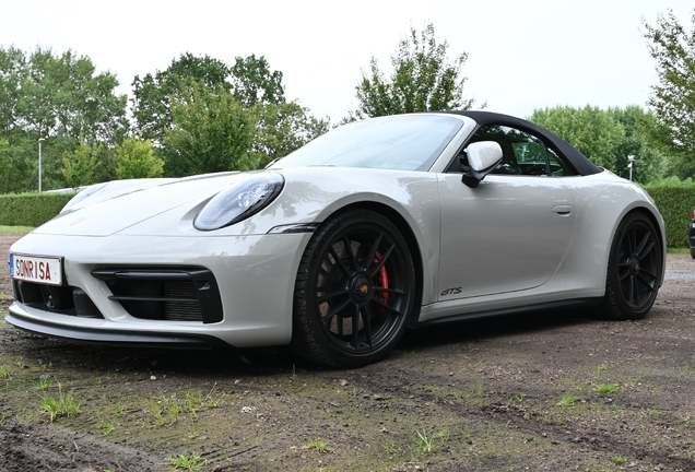 Porsche 992 Carrera GTS Cabriolet