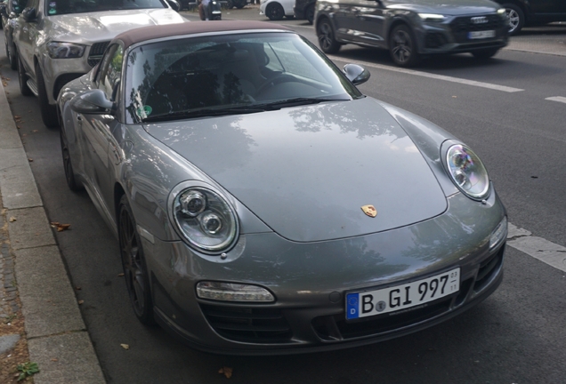 Porsche 997 Carrera 4 GTS Cabriolet